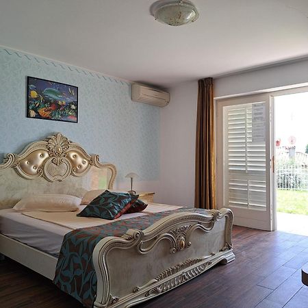 Guest House Vila Luka 波尔托罗 外观 照片