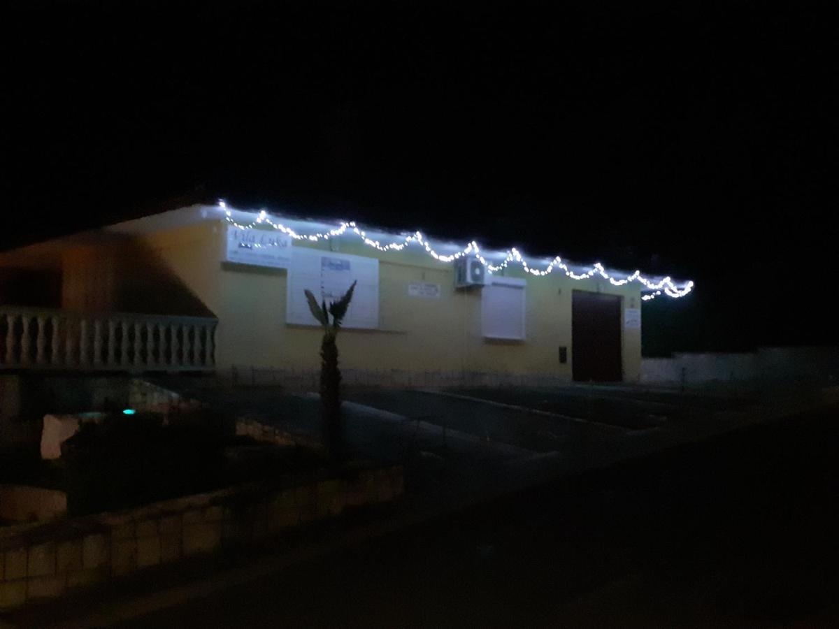 Guest House Vila Luka 波尔托罗 外观 照片