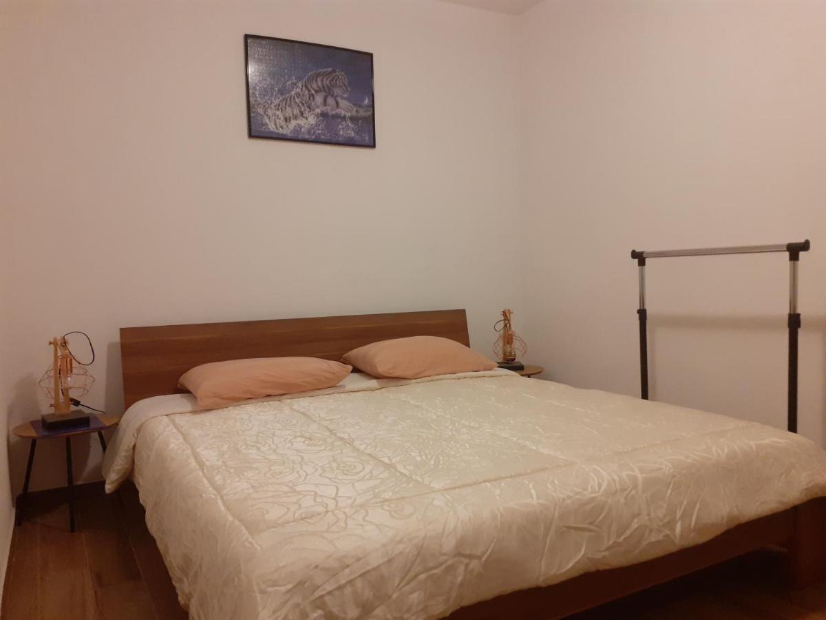 Guest House Vila Luka 波尔托罗 外观 照片