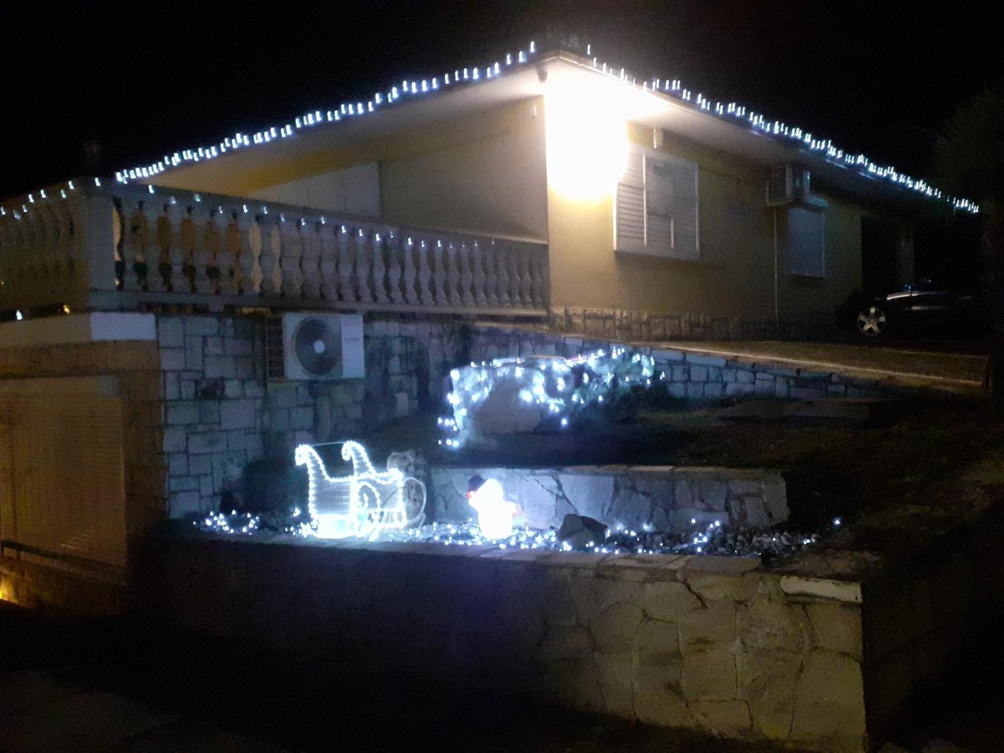 Guest House Vila Luka 波尔托罗 外观 照片