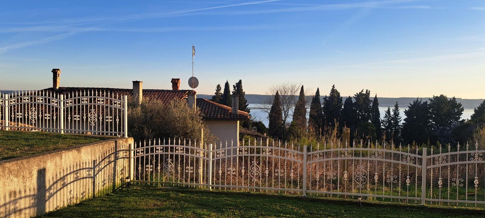 Guest House Vila Luka 波尔托罗 外观 照片